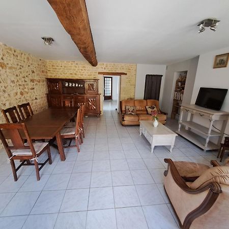 Domaine De La Briouse Bed & Breakfast Sanxay Екстериор снимка