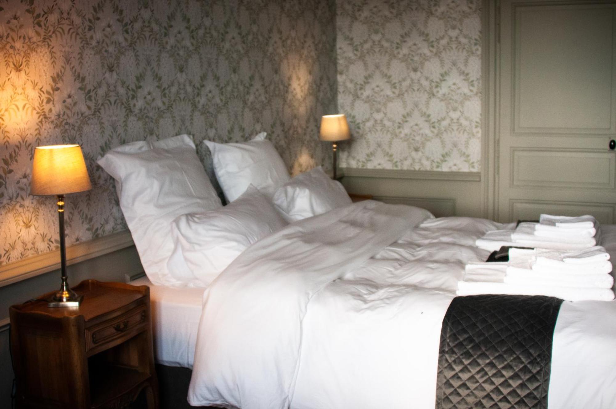 Domaine De La Briouse Bed & Breakfast Sanxay Екстериор снимка