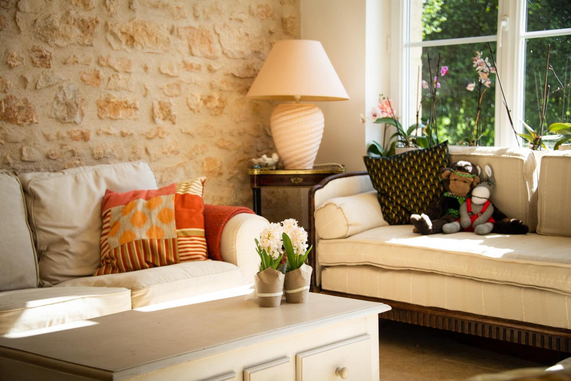 Domaine De La Briouse Bed & Breakfast Sanxay Екстериор снимка